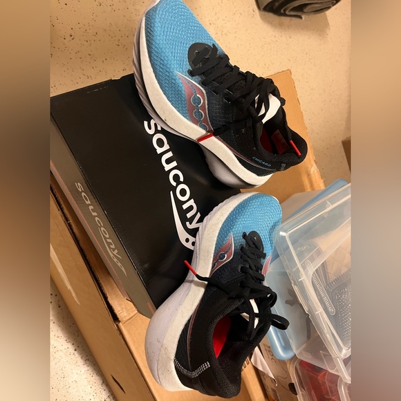 Chicago special edition running shoe size 6 - Picture 1 of 2